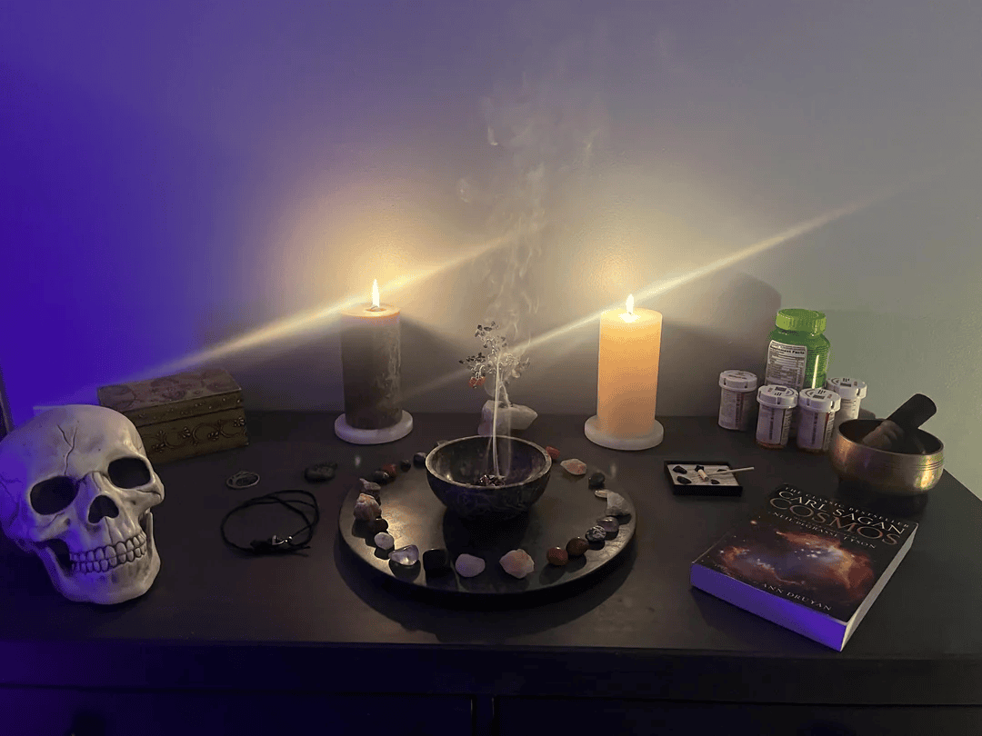 Love Spells in South Carolina 1 Photos of candles, roses, and altar setups in South Carolina by Batha