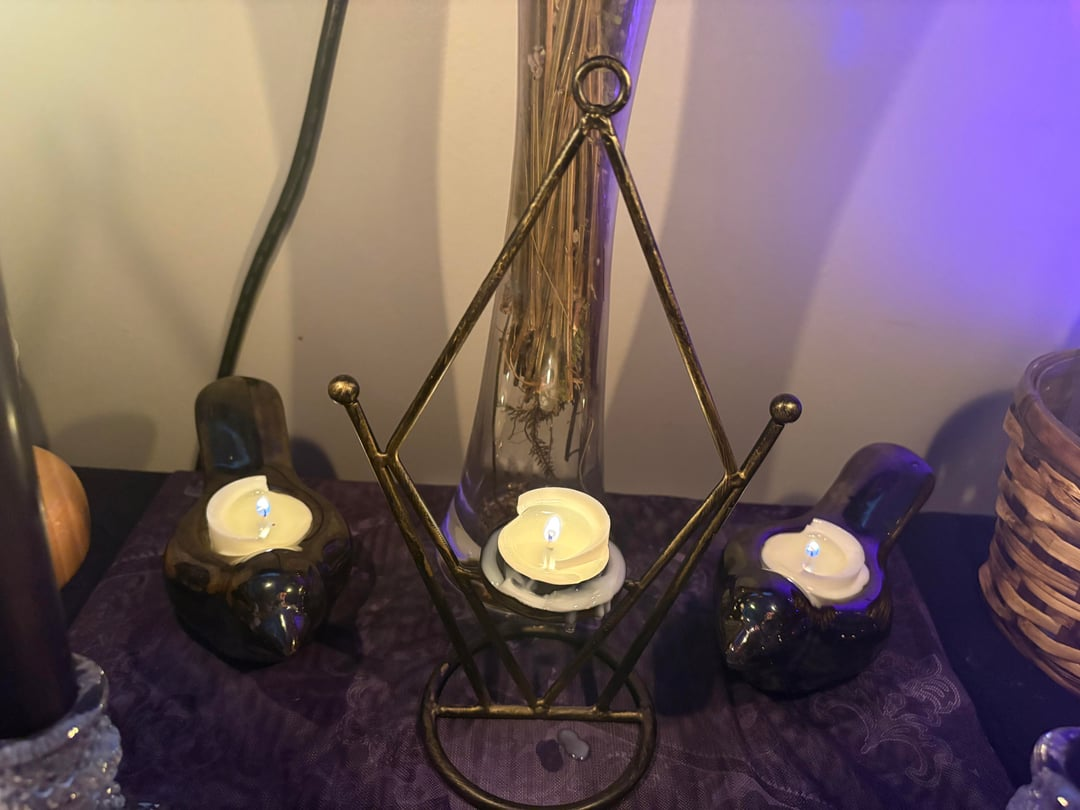 Spellcaster Batha performing spells that work fast in Florida for true love attraction