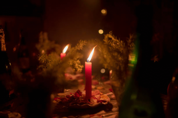 Powerful love spells using red and pink candles for attracting romance ethically