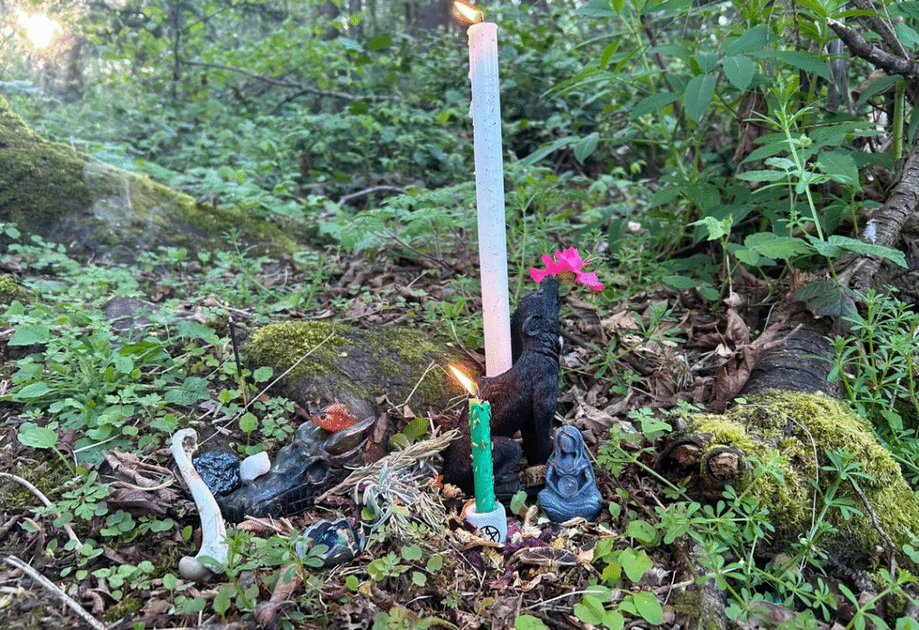 Love spell ritual setup by Batha in North Carolina using native herbs and candles