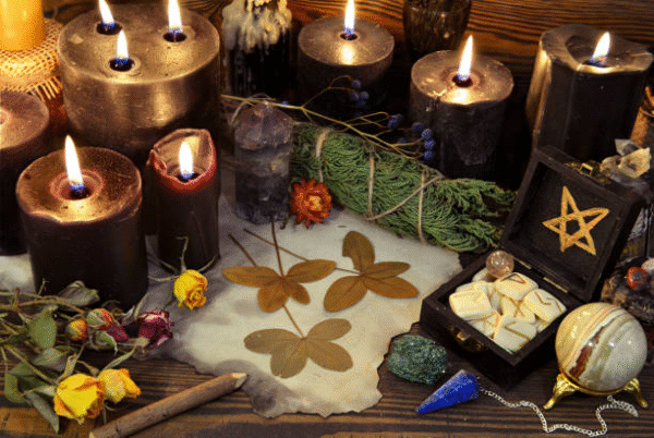 Instant Love Spell That Works Fast 4 Ancient love spells cast with natural herbs and love spell perfume