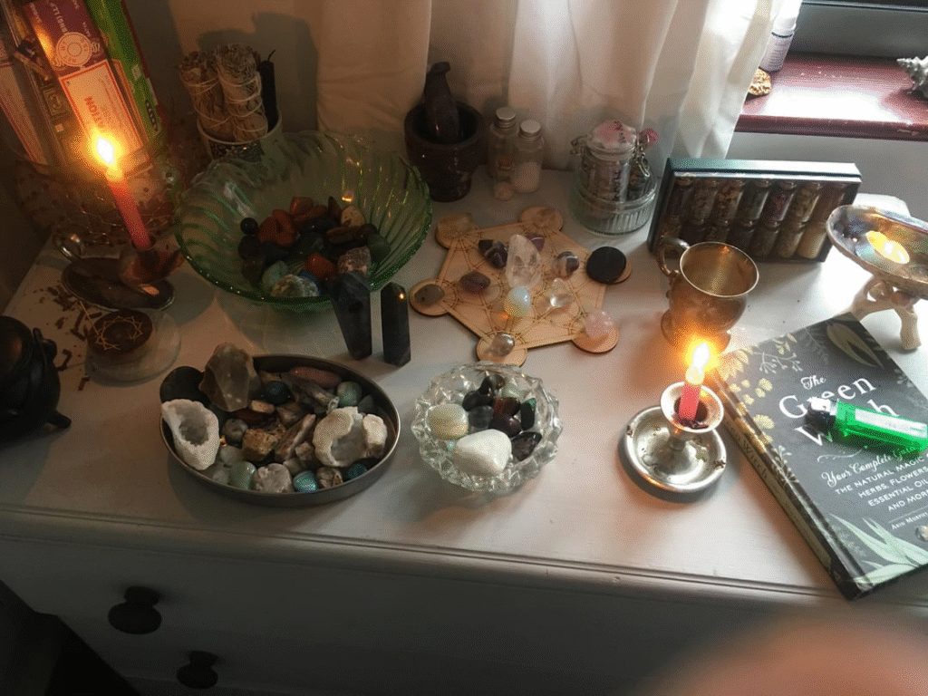 The Best Love Spell That Work in Paris 6 Best Love Spell That Work in Paris Altar