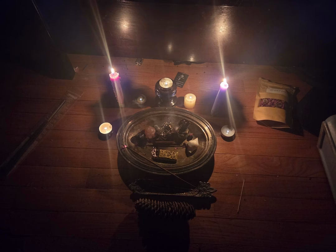 Return Lost Love Spell in Athens: Spells That Truly Work 1 Return lost love spell in Athens candle ritual – A red candle ritual in Athens for a return lost love spell, enhancing relationship energy alignment.