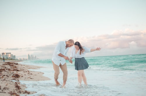 Miami Beach voodoo love spell caster performing White Magic