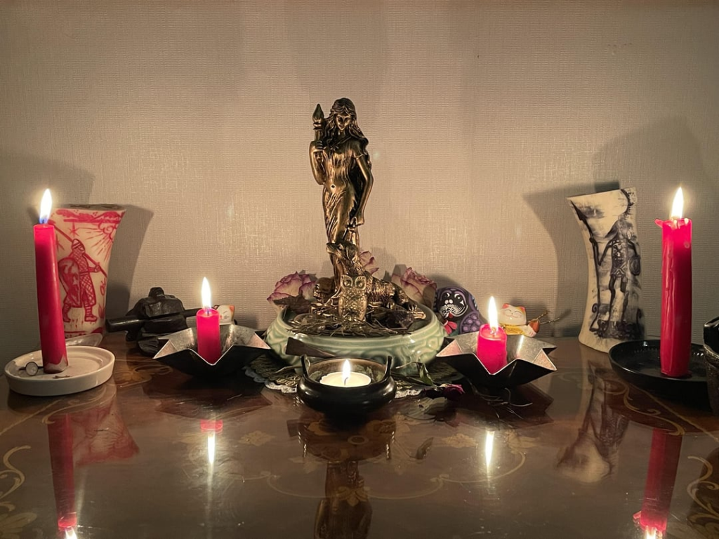 Powerful Traditional Healer: Experience, Ethics, and Spiritual Guidance That Matters 6 Fast acting love ritual spell with candles and crystals for attraction
