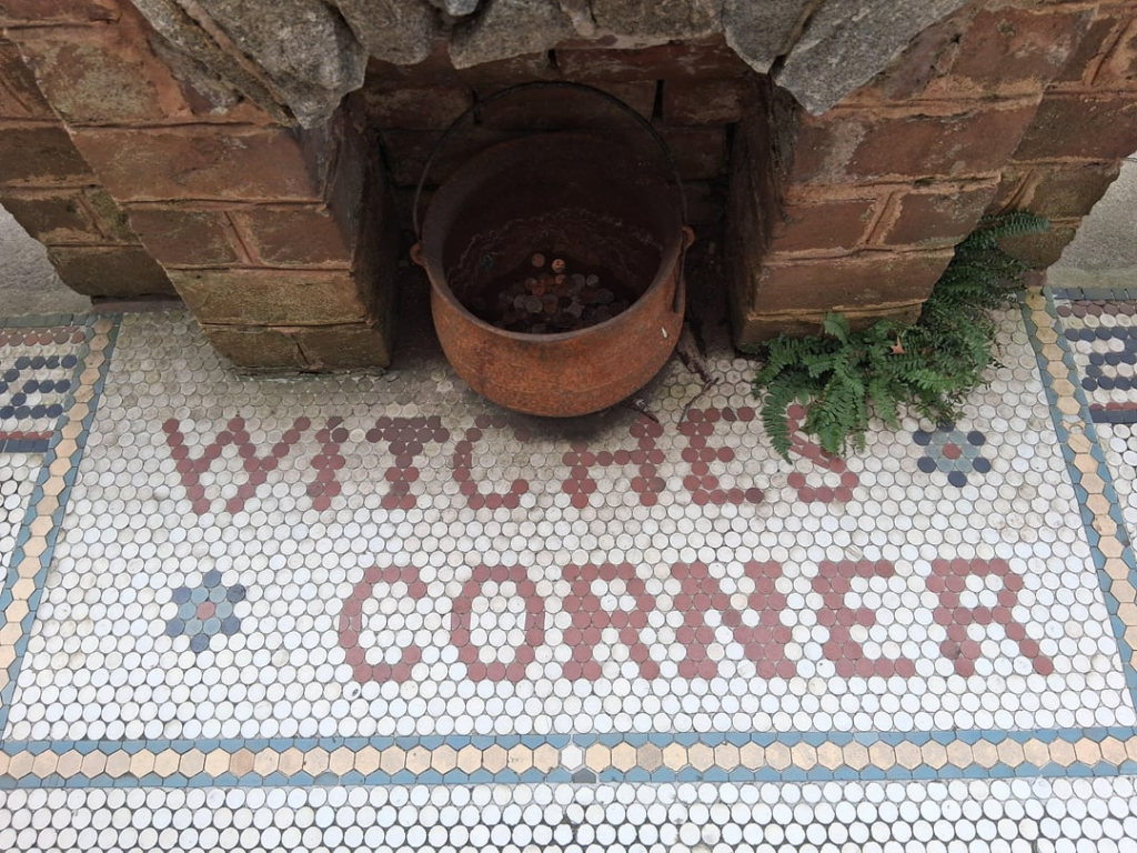 Candle love spell on Oklahoma City skyline – spells to get your ex back in Oklahoma City