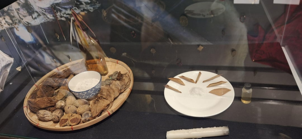 Spells to get someone back in Utah with herbs and crystals by Batha